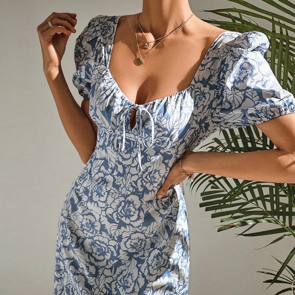 NEW! Size 6 or 8/10 Floral Print Tie Front Lace Up Back A-line Dress